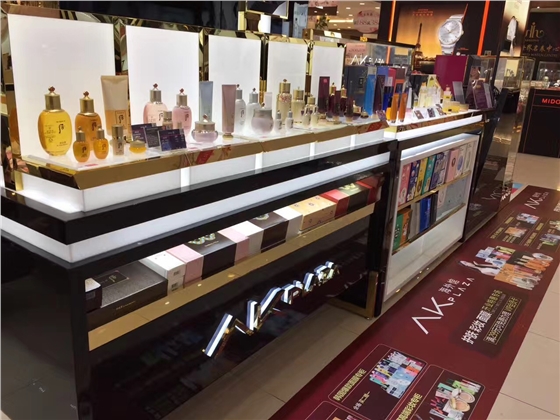 化妆品展柜订做 化妆品展柜订做