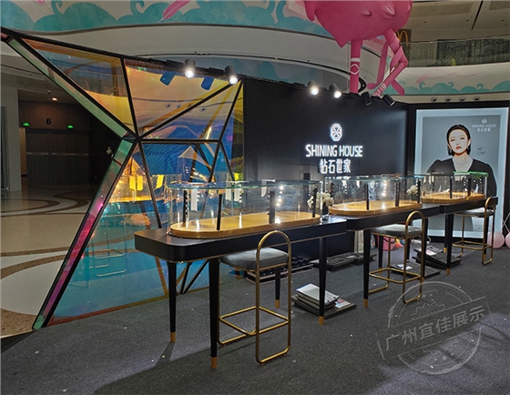 铁木结合珠宝展柜定制 铁木结合珠宝展柜定制