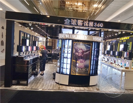 化妆品展柜定做多少钱 化妆品展柜定做多少钱