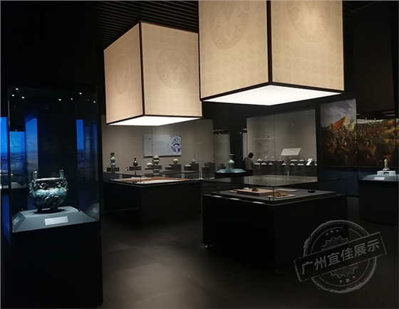 博物馆沿墙通体展柜价格 博物馆沿墙通体展柜价格