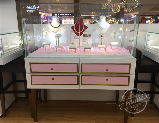 卖场珠宝展柜设计 卖场珠宝展柜设计