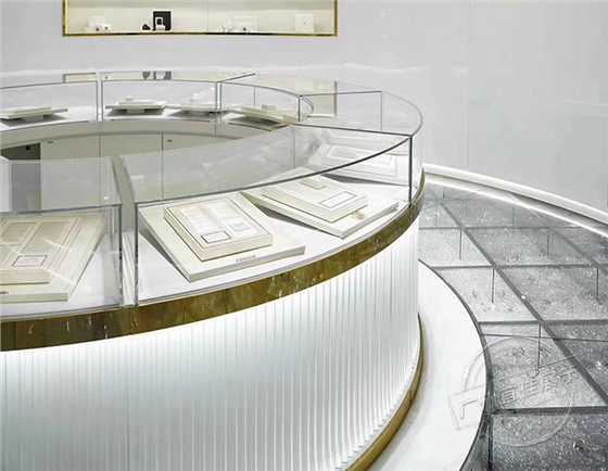 珠宝展示柜道具设计 珠宝展示柜道具设计