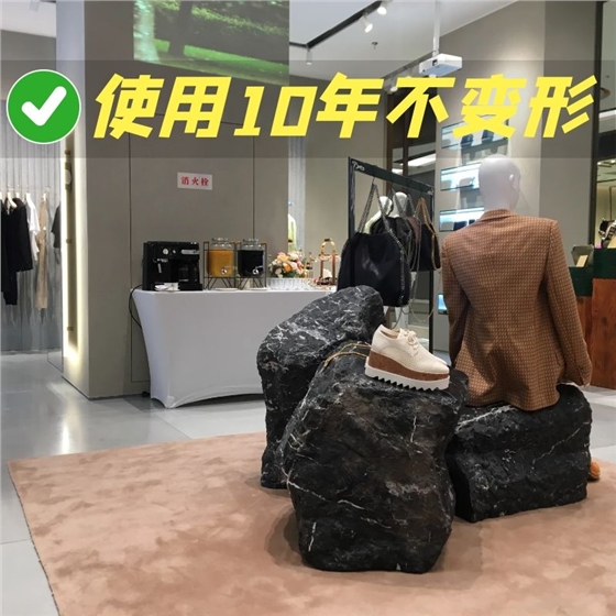 定制衣服展柜设计 定制衣服展柜设计