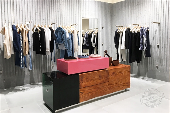 服装展柜定制安装 服装展柜定制安装