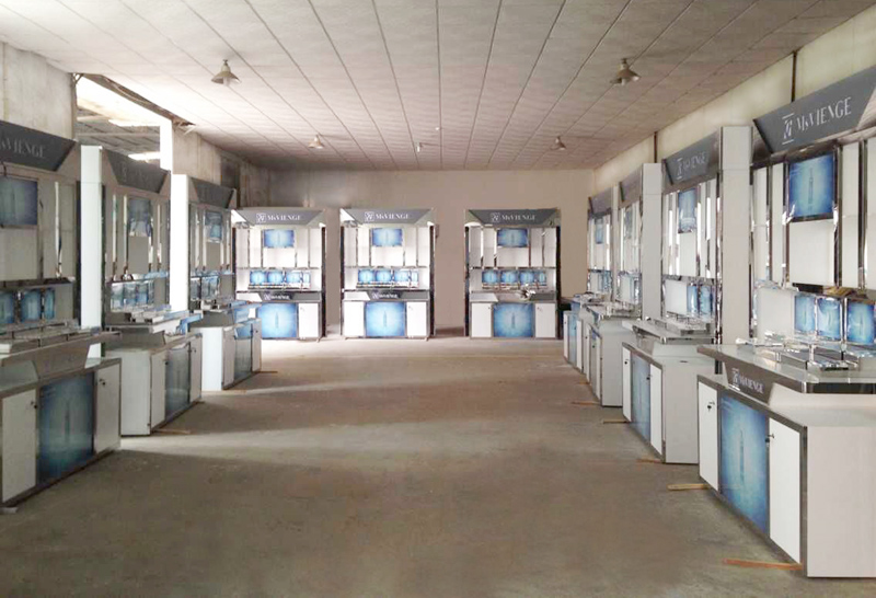 展示柜安装区